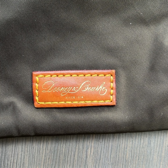 Dooney & Bourke Cross body bag Purse Nylon Tripple Zip North South - Picture 9 of 9